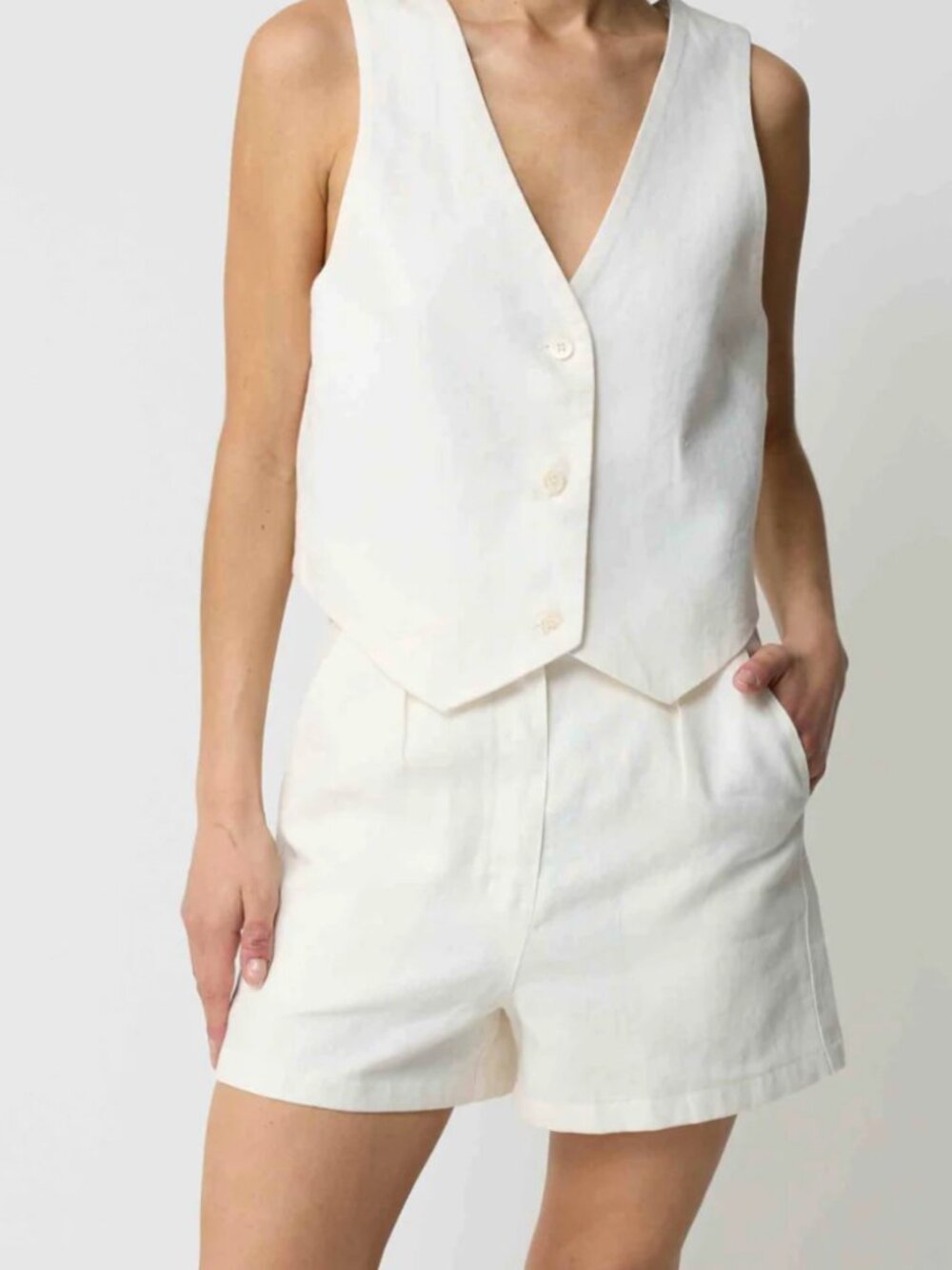 Almina Concept White Linen Vest